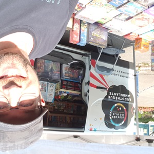 Mathieu , un club de jeux de cartes à Arras