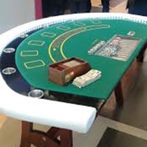 Michel , un club ou un lieu de jeux de rôle à Tours