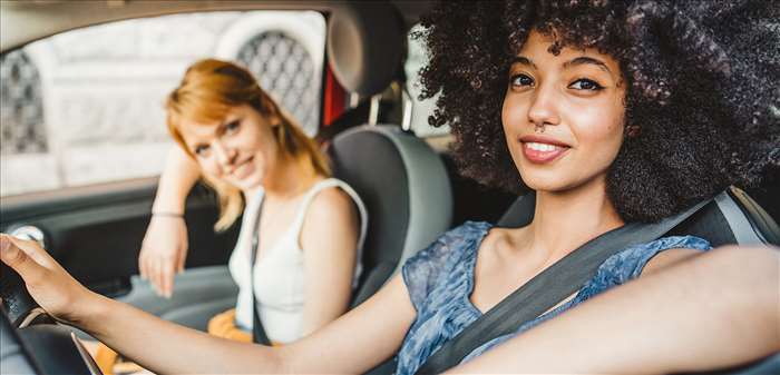 Top 4 des meilleurs couvre-volants en cuir pour voiture