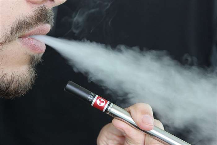 La cigarette électronique jetable : quels sont ses avantages??  